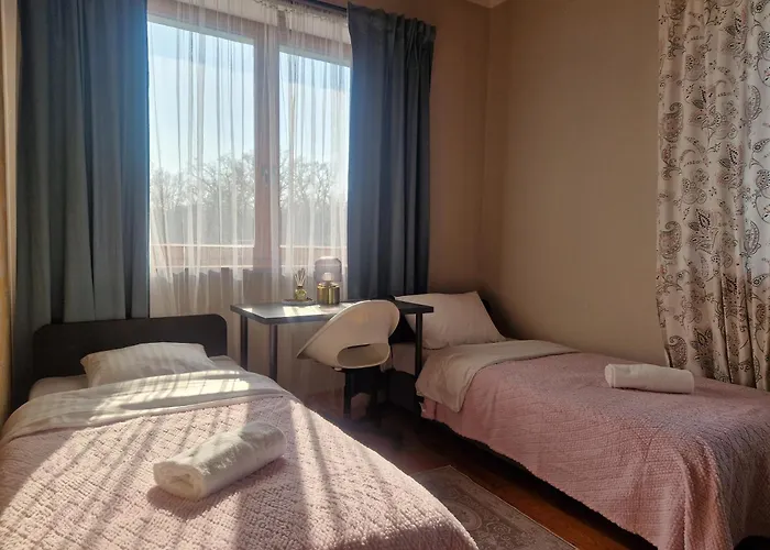 Albergue Promien 4 By Zen4guest