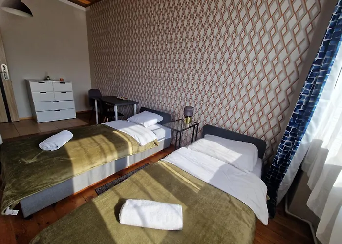 Promien 4 By Zen4guest Hostel *