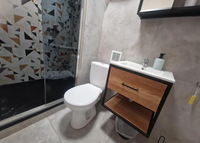 Promien 4 By Zen4guest Hostel *